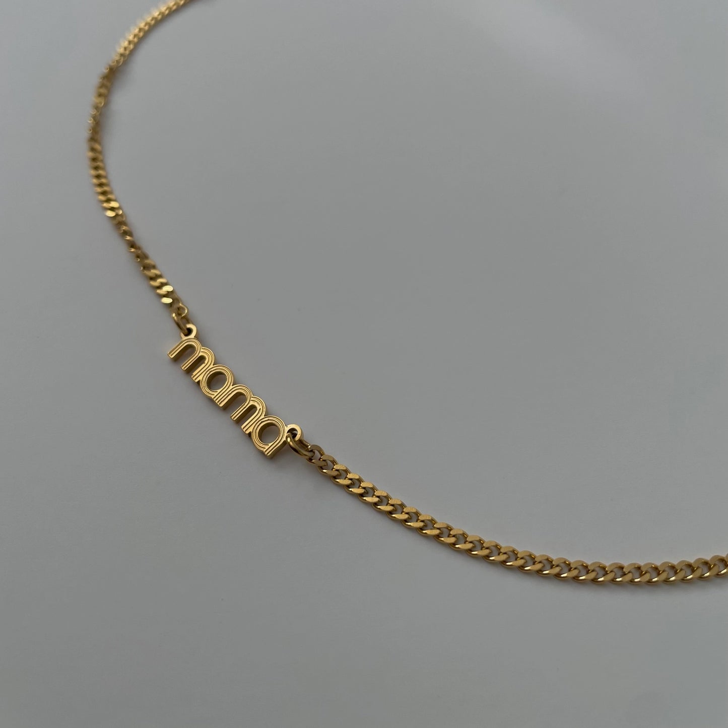 Mama Necklace 2.0- Gold