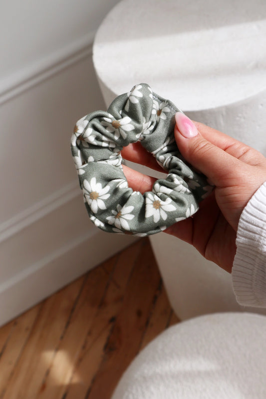 Organic Cotton Hair Scrunchie - Wild Daisy