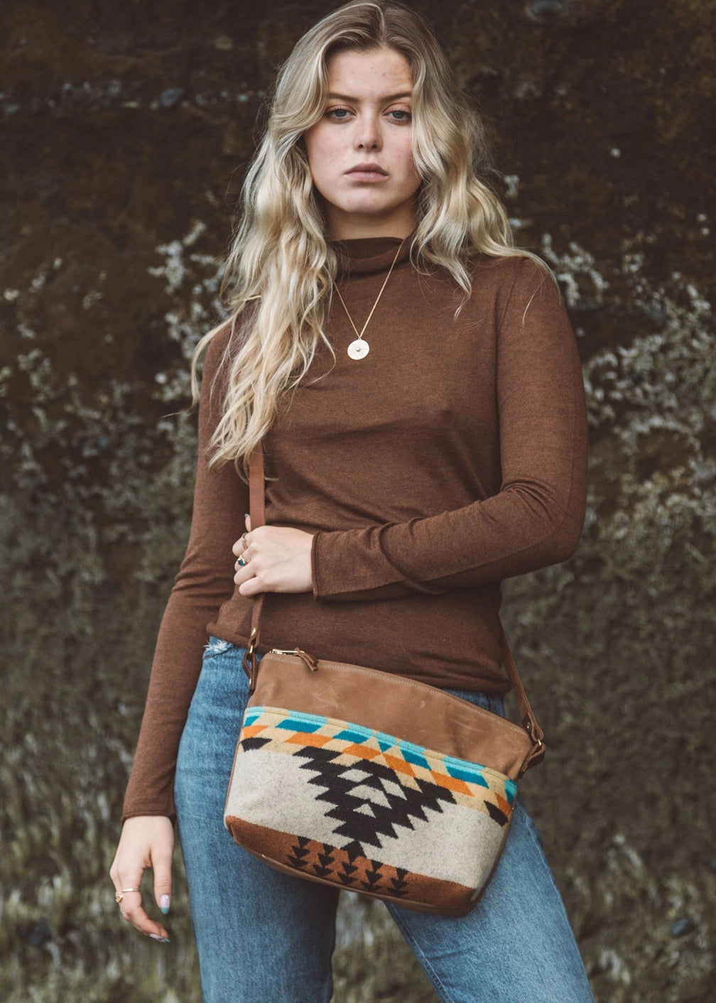 Modern Utility Bohemian Crossbody: Functional & Lightweight